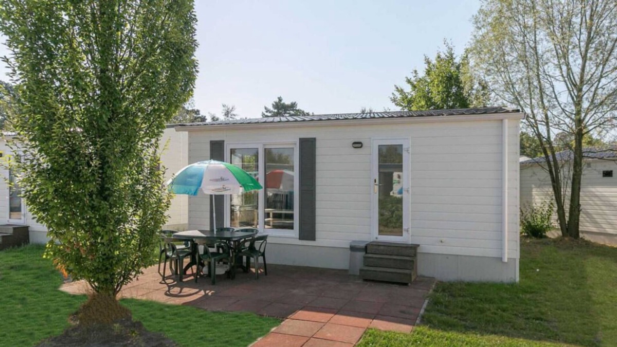 Ommel Resort | PM Prinsenchalet - Three Bedroom Resort, Sleeps 6