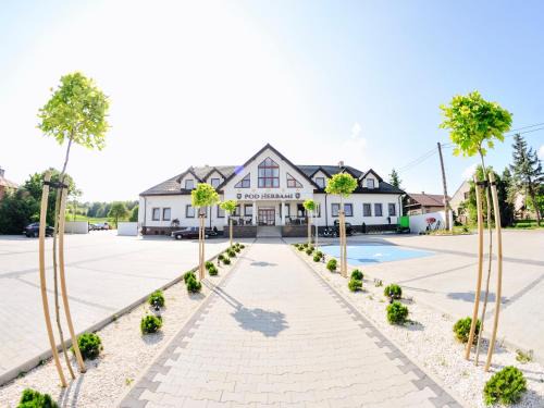 Frysztak Hotel | Pod Herbami