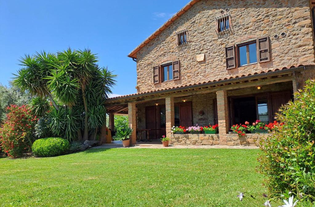 Magliano in Toscana Villa | Podere Belvedere Villa Classic Tuscan