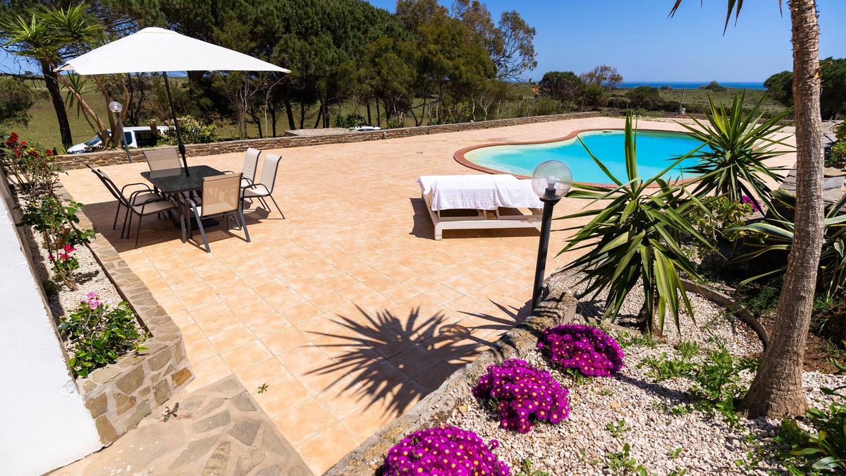 Northern Sardinia House | Podere Stintino surrounded by greenery