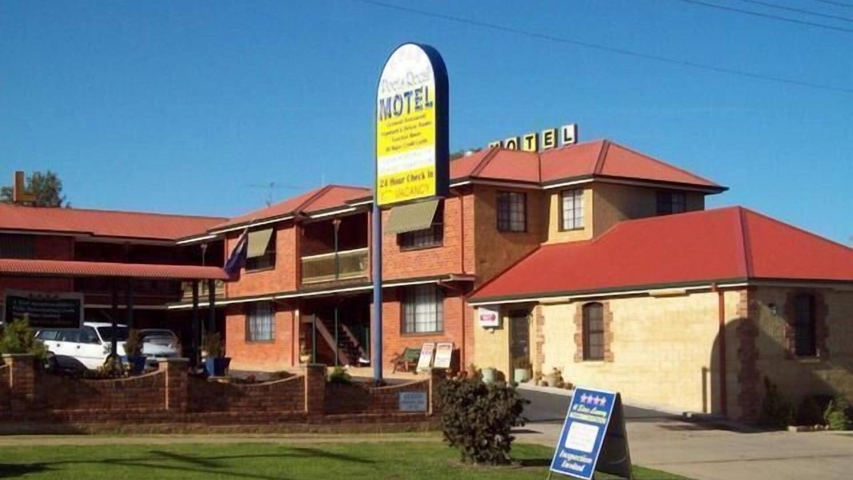 Gundagai Hotel | Poets Recall Motel