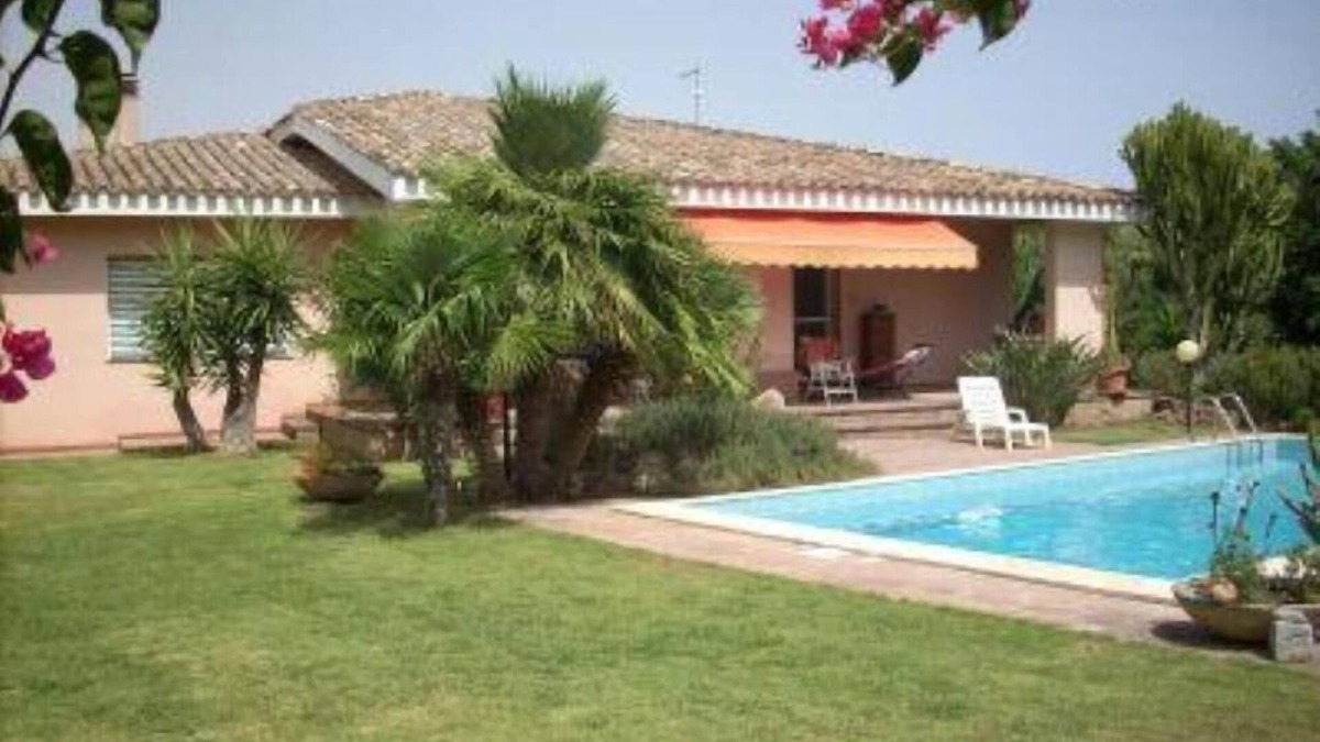 Poggio dei Pini Villa | Poggio Dei Pini: villa with big garden and swimmingpool