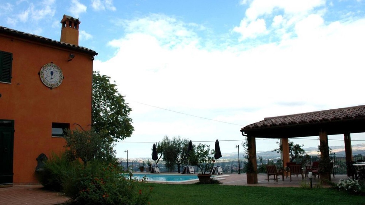 Monte Roberto Other | Poggio Montali Nestled among vineyards and olive groves