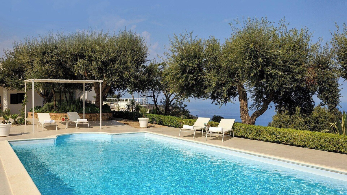 Pollina Villa | Poggio Pigio - Four Bedroom Villa, Sleeps 8