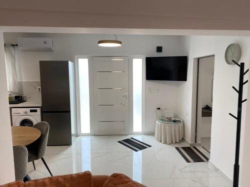 Kalithies Apartment | POLITIS House