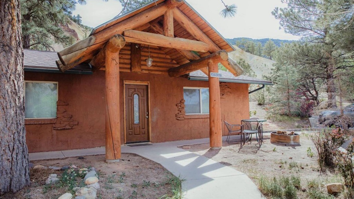 Sevier Cabin | Ponderosa Cabin (Deluxe)