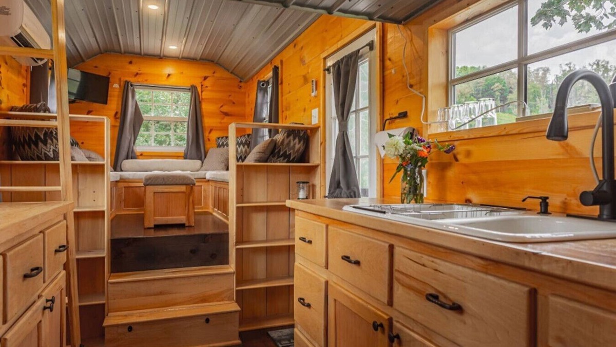 Mouth of Wilson House | Pondside TinyHome near Grayson Highlands FEES INCL