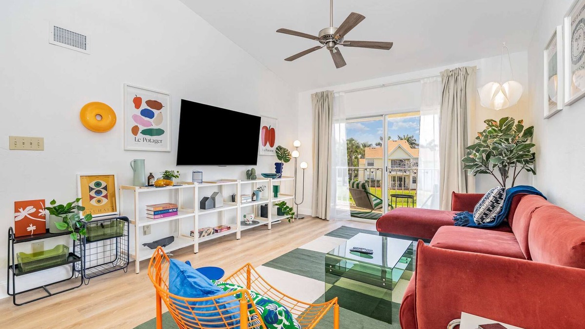 Ocean Side Village Apartment | Pondview Condo: 0.5mi to Beach!