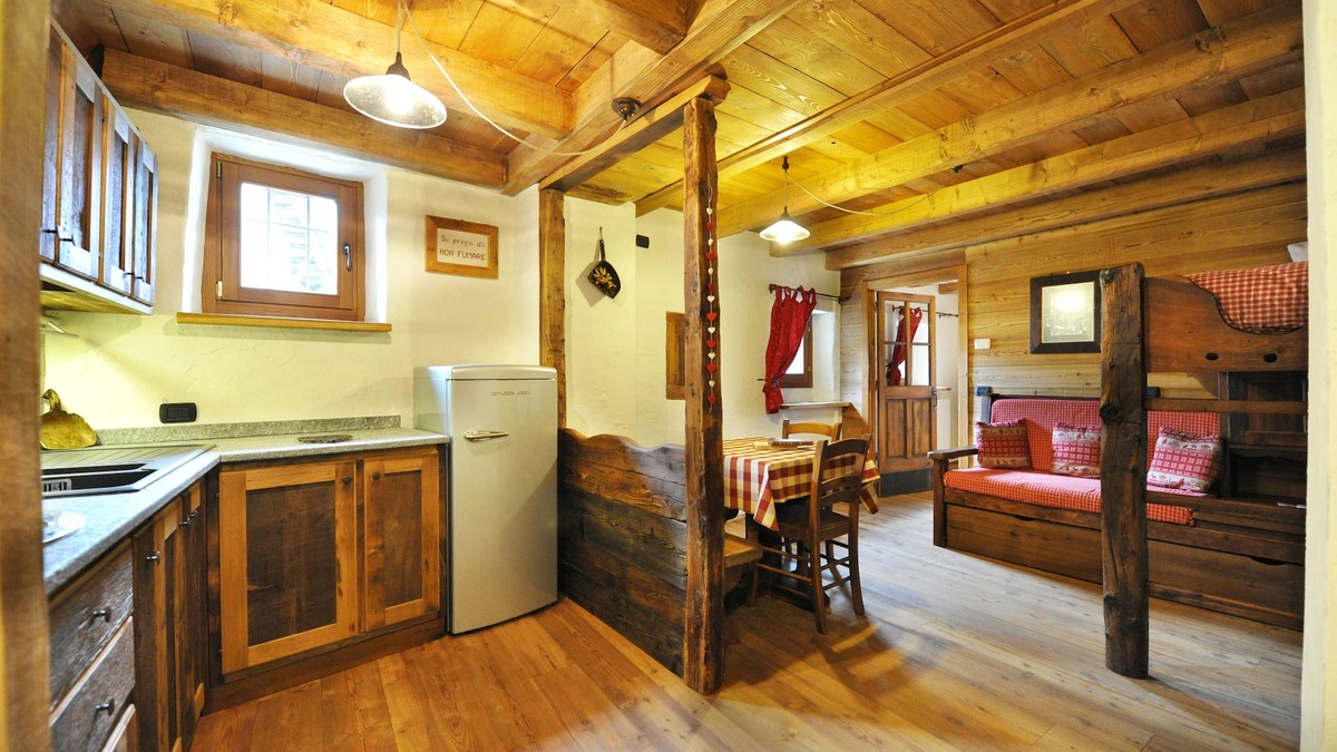 Lassolaz Apartment | Pontey: Apartment/flat - Pontey