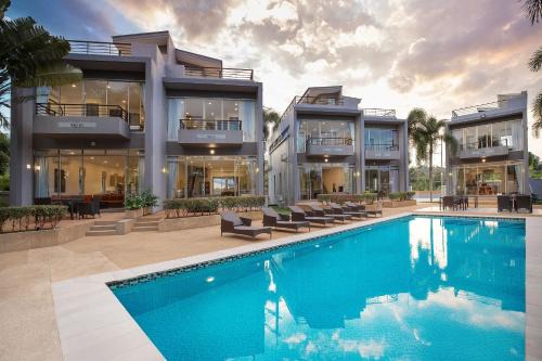 Thep Kasattri Villa | Pool Access Villa, 3-Bedroom near Mission Golf Villa Argent 8