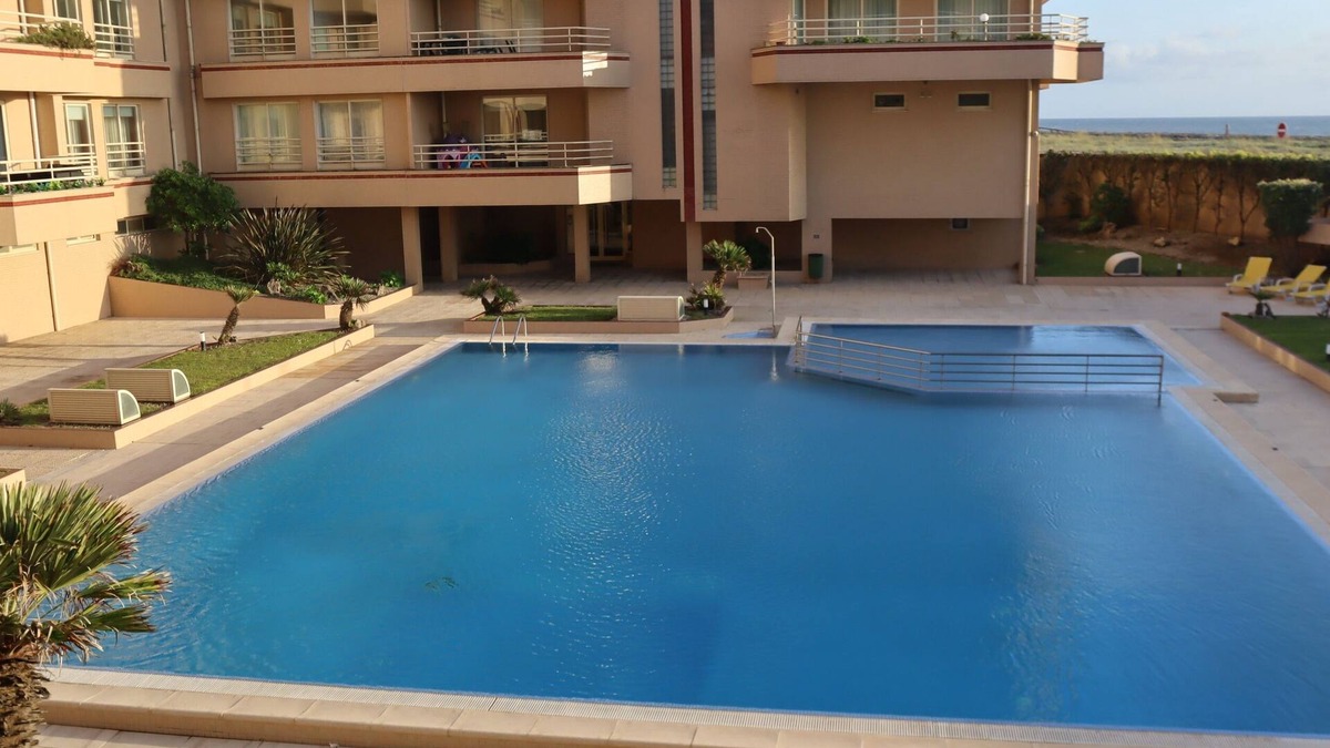 Furadouro Condo | Pool and sea view accommodation 50 m sea