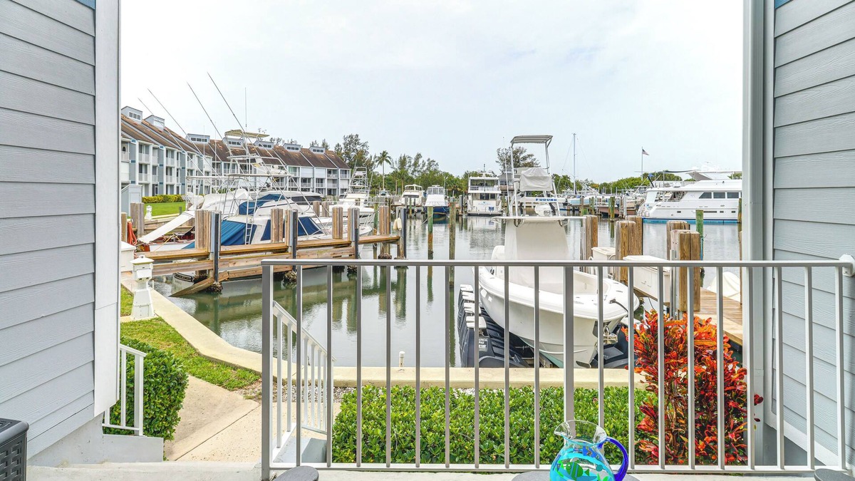 Moorings Condo | Pool & Beach Access: Vero Beach Condo!