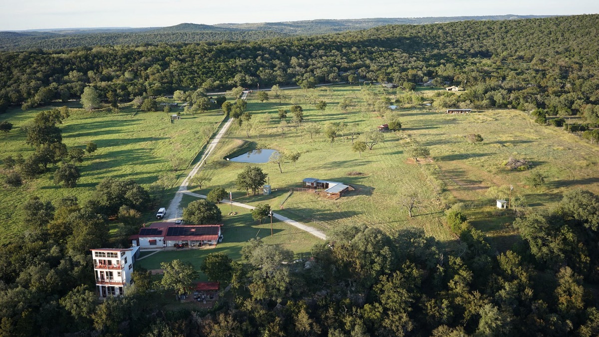 Mineral Wells House | Pool/Hot Tub, Spectacular Views, Sleeps 14: Ranch Property on the Brazos River