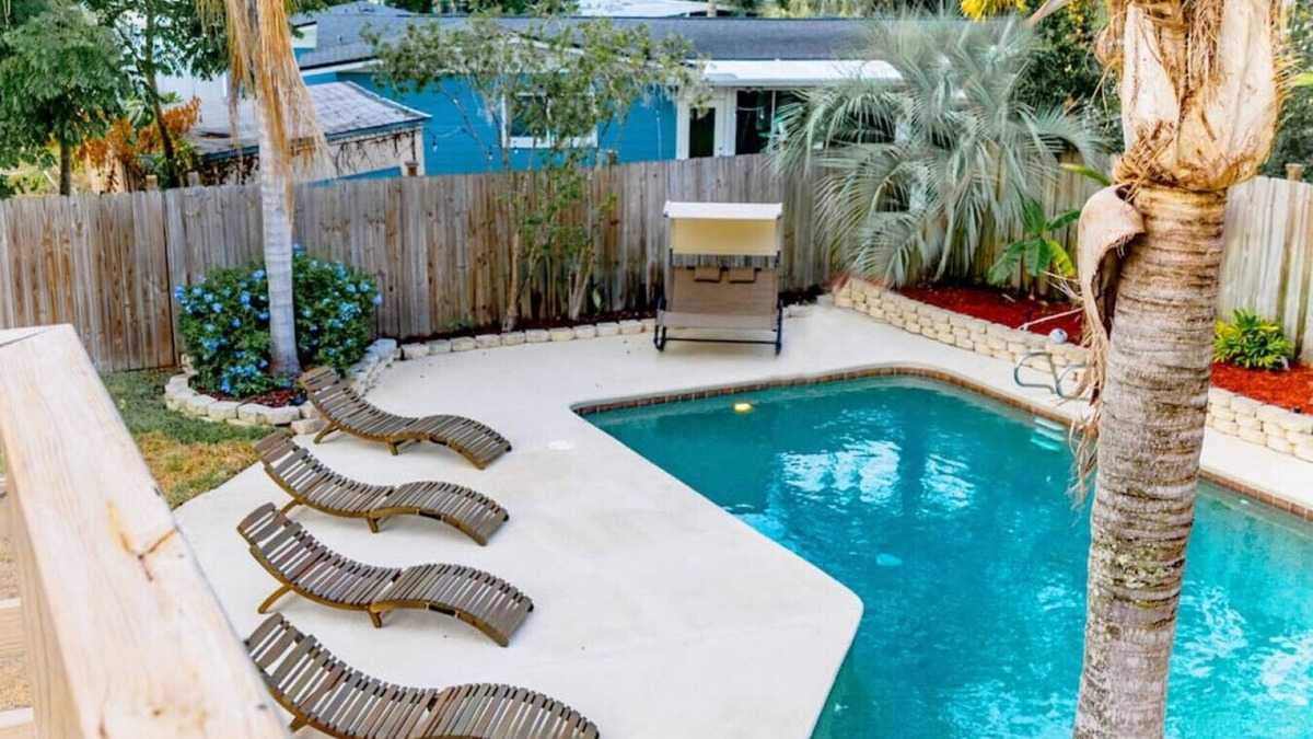 Jacksonville Beach House | Pool & Hot Tub Home w/Game Room! 1 Mile to Beach!