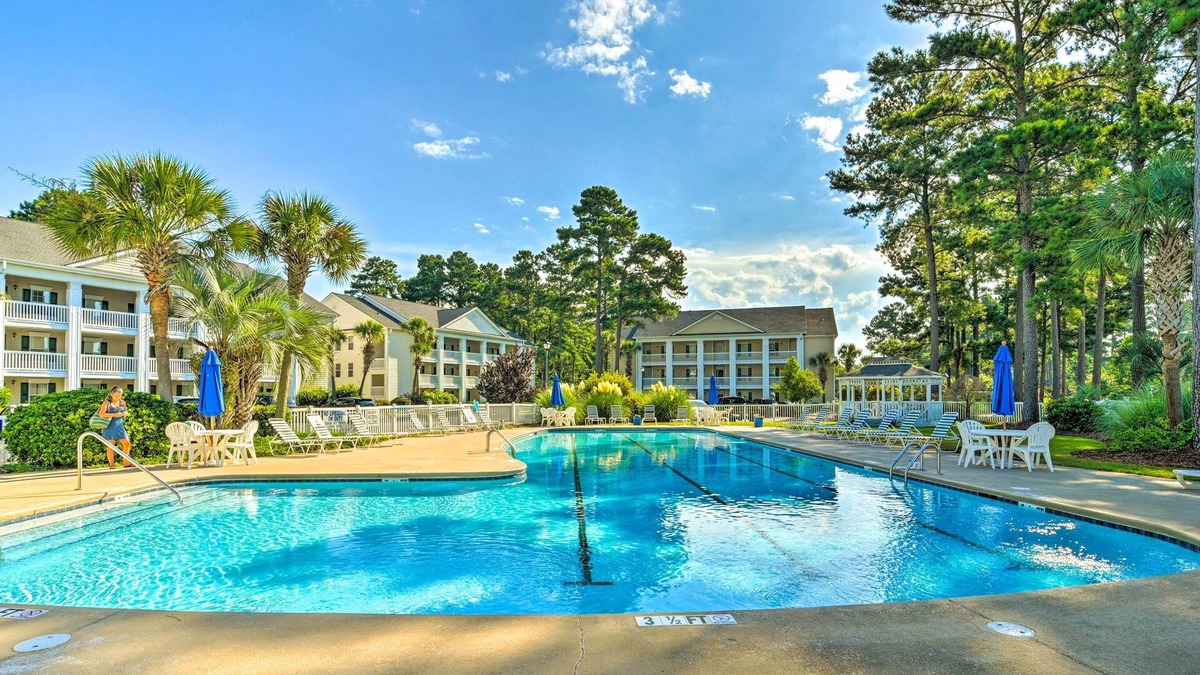 Waterford Plantation Condo | Pool, Patio & Golf Course Views: Myrtle Beach Gem