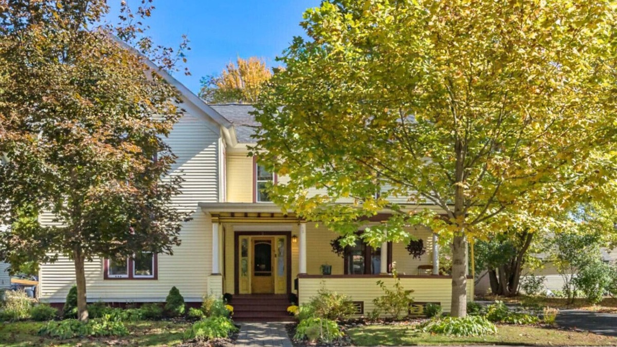 Canton Apartment | Pool Table & More Spacious Family Fun
