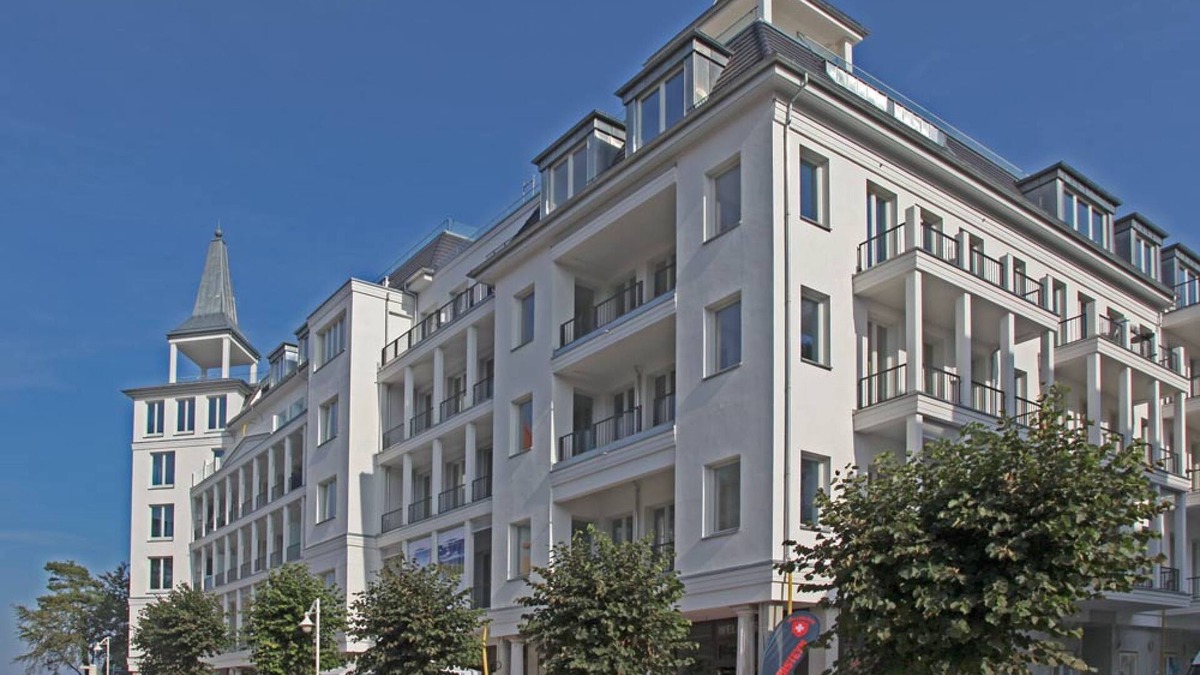 Sellin Apartment | Pool und Sauna mit Meerblick, Direkt an der Seebrücke - First Sellin Fewo 3.8