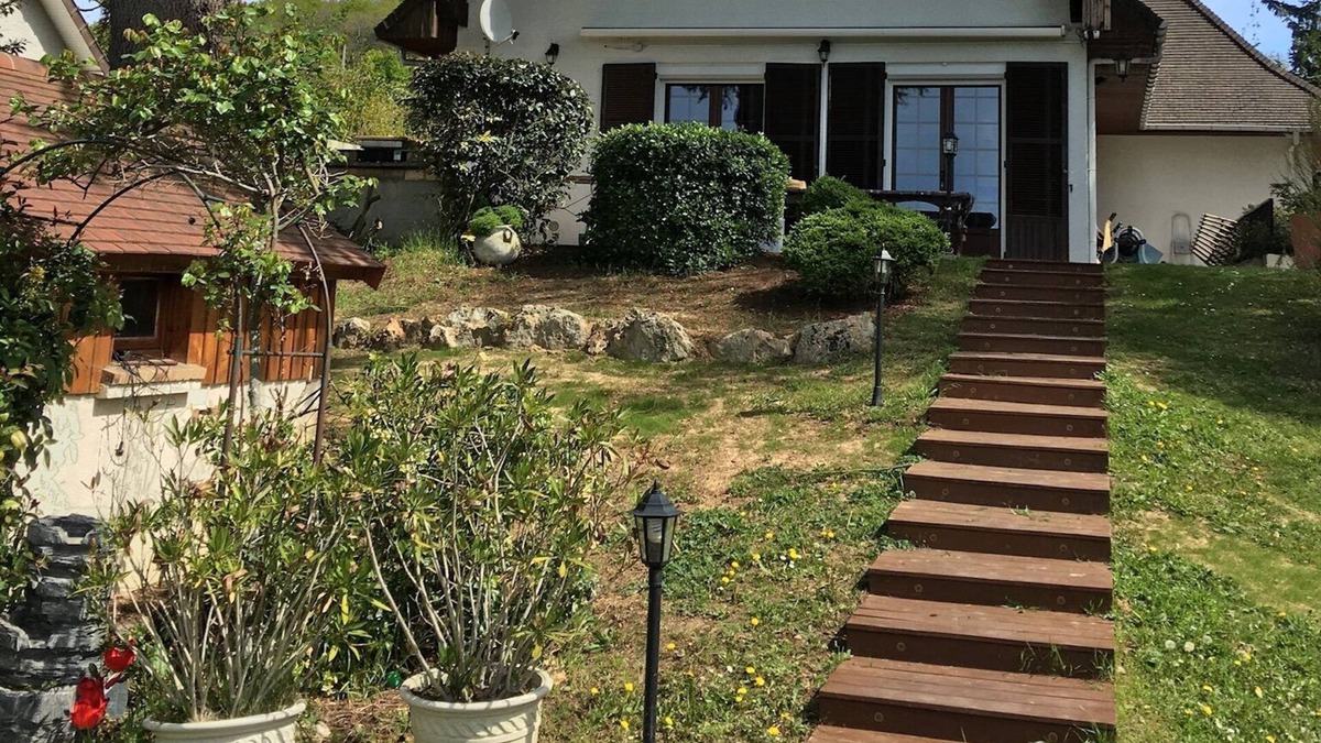 Marcoussis House | Pool Villa 20 min from Paris