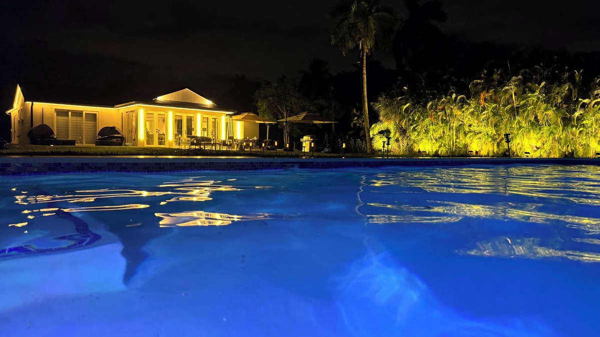 Fort Myers House | Pool Villa "Cosentino" on the River in Fort Myers