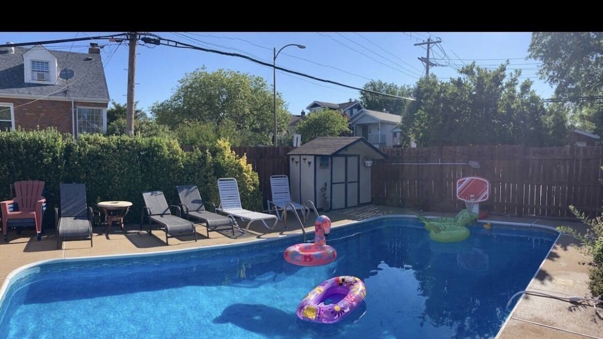 Northampton House | Pool! Zoo, The Hill, Downtown STL, Macklind, SO CLOSE!