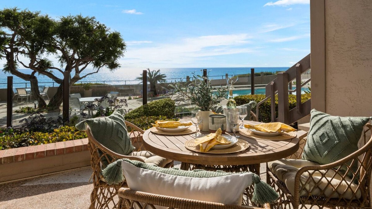 Solana Beach Condo | Poolside and Beachfront Remodeled Close to Everything!