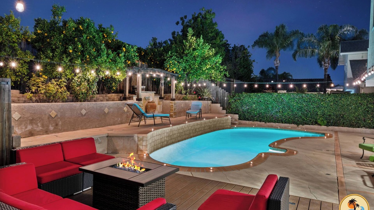 San Diego House | Poolside Bliss- 4BR Upscale Tierrasanta Getaway