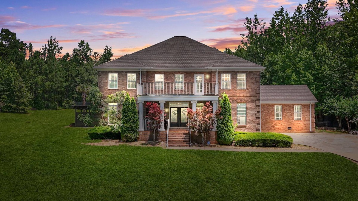 Chattahoochee Hills House | Poolside estate in charming Chattahoochee Hills, with WiFi, AC