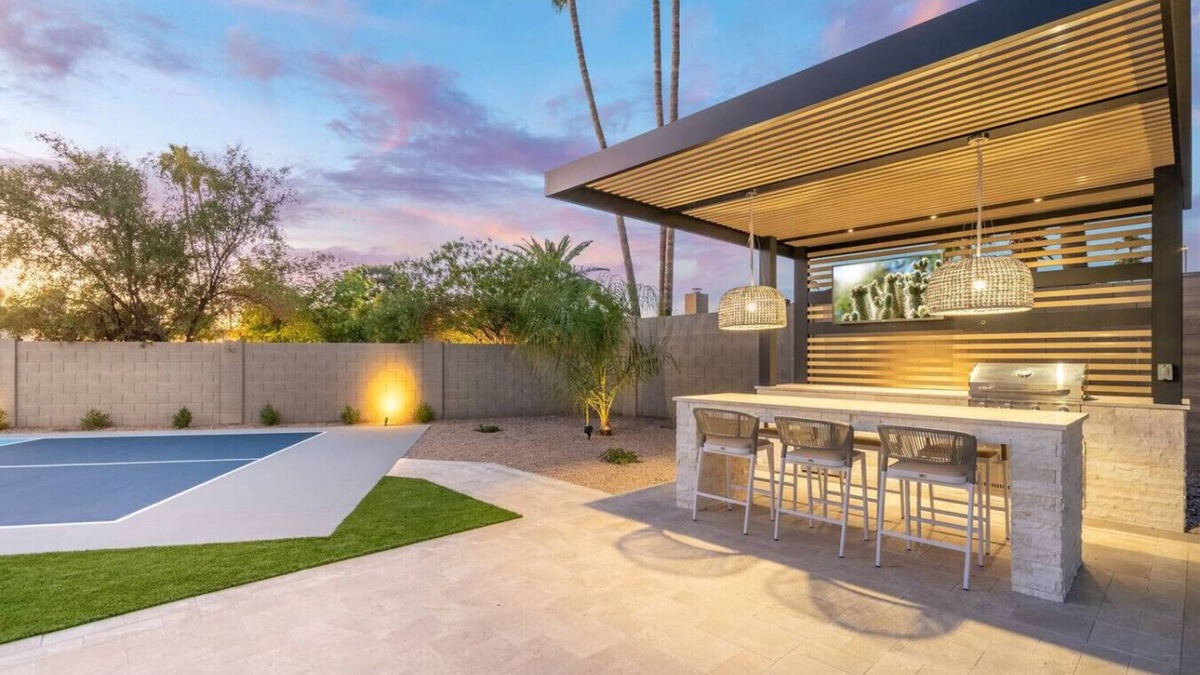 Paradise Valley Village House | Poolside Palms-PickleBall/BBall/Pool/Firepit/Golf