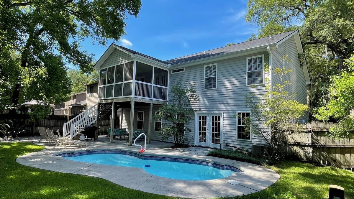 North Charleston House | Poolside Paradise Getaway - North Charleston Gem