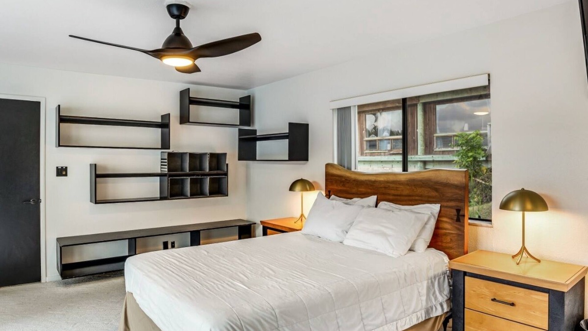 Kaneohe Villa | Poolside Paradise: with Double Bay View Rooms (Unit C)