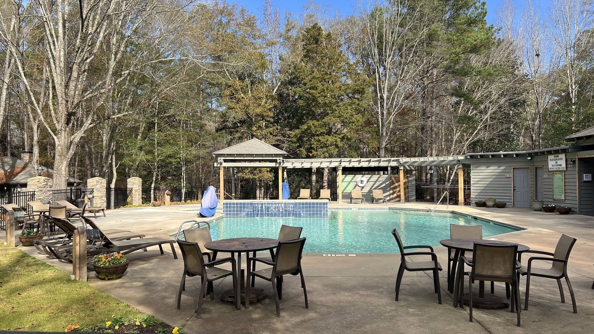 Pine Mountain Villa | Poolside Villa Near Callaway