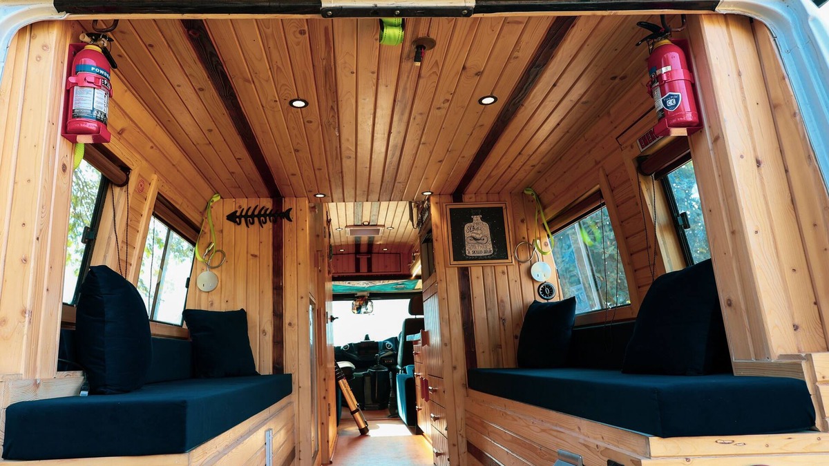 Punjabibagh House | POP TOP CAMPERVAN IN INDIA SLEEPS 6 PAX @YODOCAMPERS