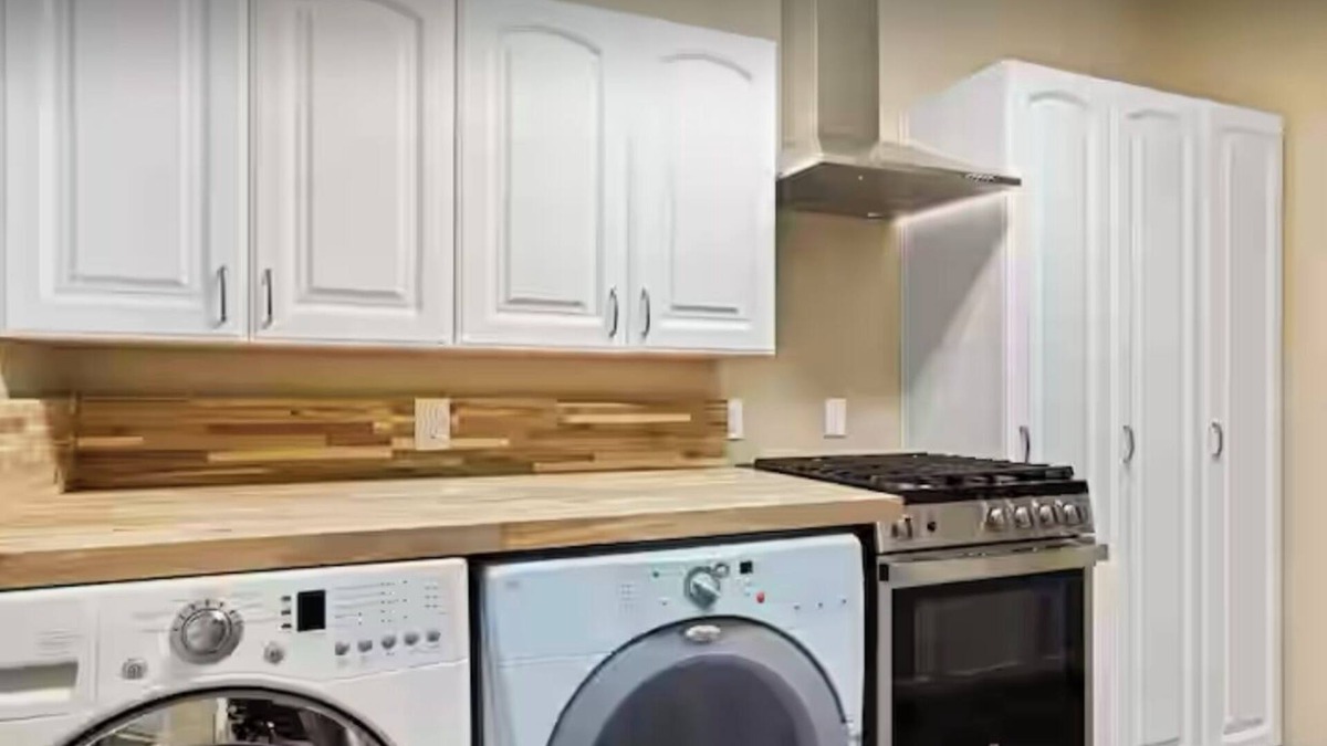 Austin Apartment | Poppy’s Place: Charming 2-bedroom apartment with WiFi, AC in delightful Austin