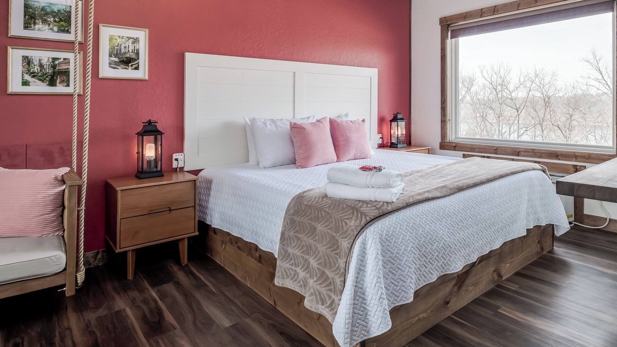 Prescott Apartment | Porch Swing Charm | Relax & Unwind + Free Parking