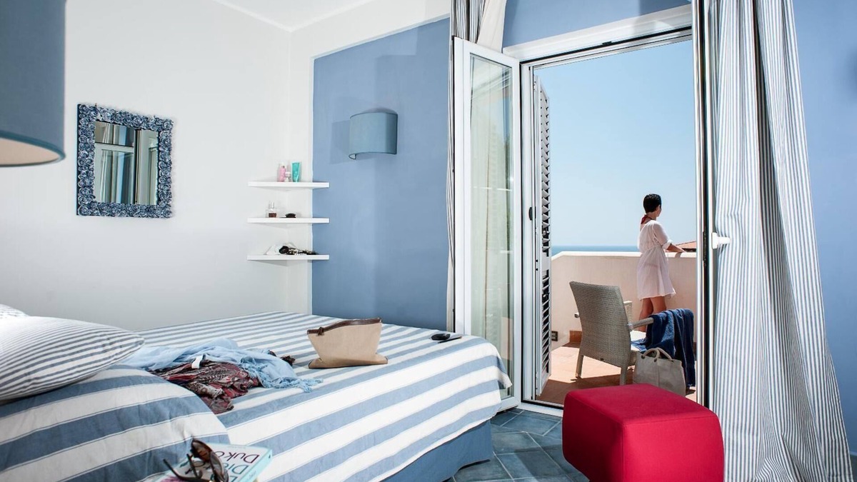 Villammare Apartment | Porpora Apartment with sea view located inside the Residence le Ruve Bianche with swimming pool and private beach
