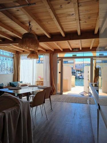 Carnon-Plage Apartment | Port et Plage