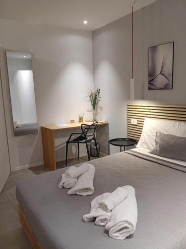 Castelbuono Apartment | Porta San Paolo House