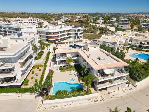 Porto de Mos Apartment | Porto de Mós 85 by Destination Algarve