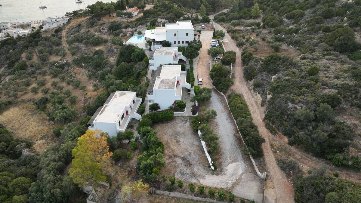 Kithira Hotel | Porto Delfino Retreat