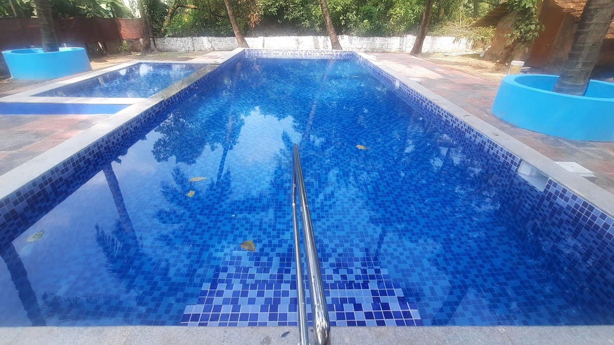 Cansaulim Villa | Portuguese Era Goan Home Swimming Pool Insta: @little.yellow.house1943