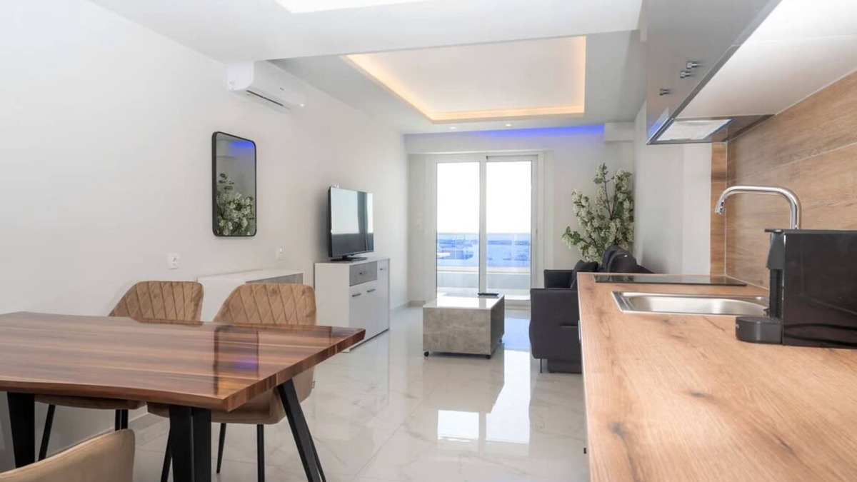 Katerini Apartment | Poseidon 1 : Seaside 2nd-Floor Retreat with Sea View near the beach!