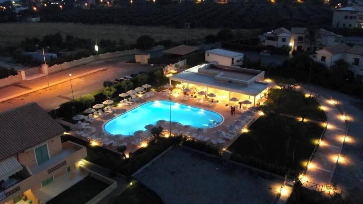 Le Castella Apartment | Poseidon Beach Resort