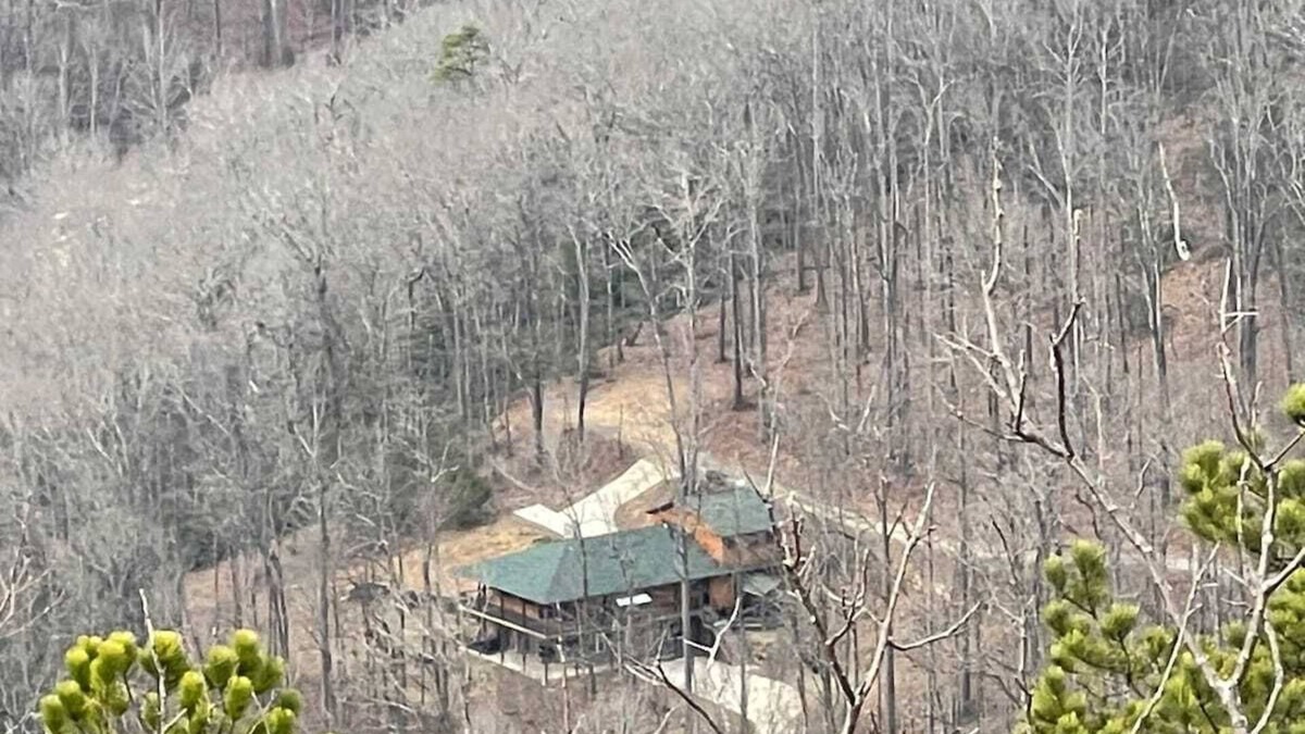 Black Mountain Apartment | Post Helene update: no storm damage; power , water & internet all working. n