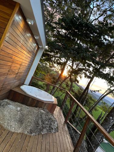 Corrego do Bom Jesus Hotel | Pousada Dona Pedra - Cabana Jade