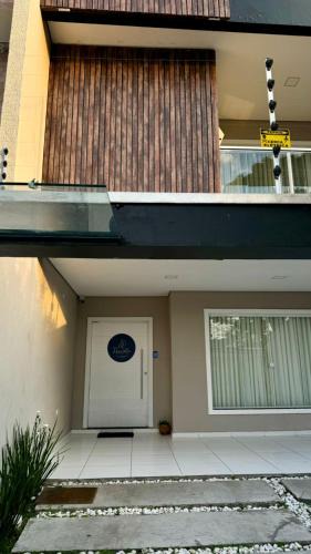 Paranagua House | POUSADA DONATELLA Modernidade e conforto para noites tranquilas