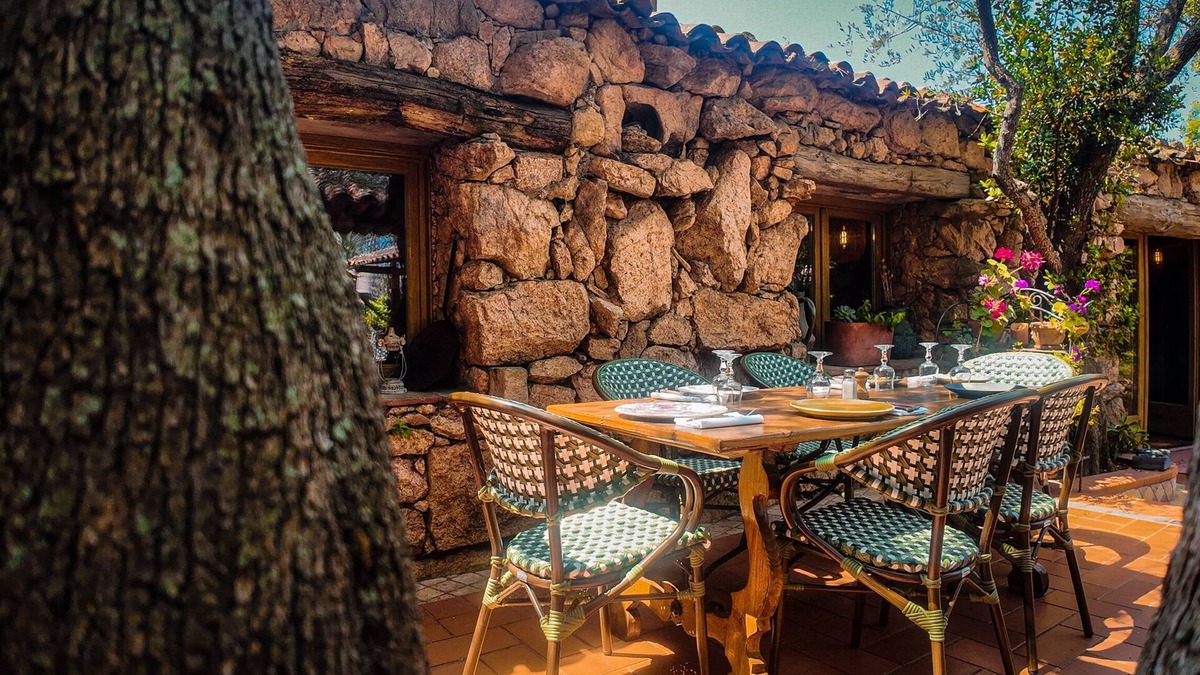 Figari Hotel | Pozzo di Mastri