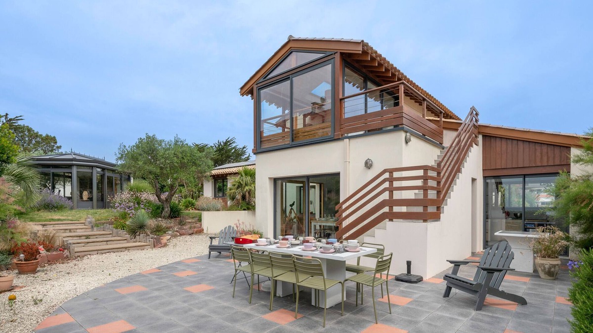 Prefailles Ski Chalet | Préfailles Villa Face Mer for 10 people