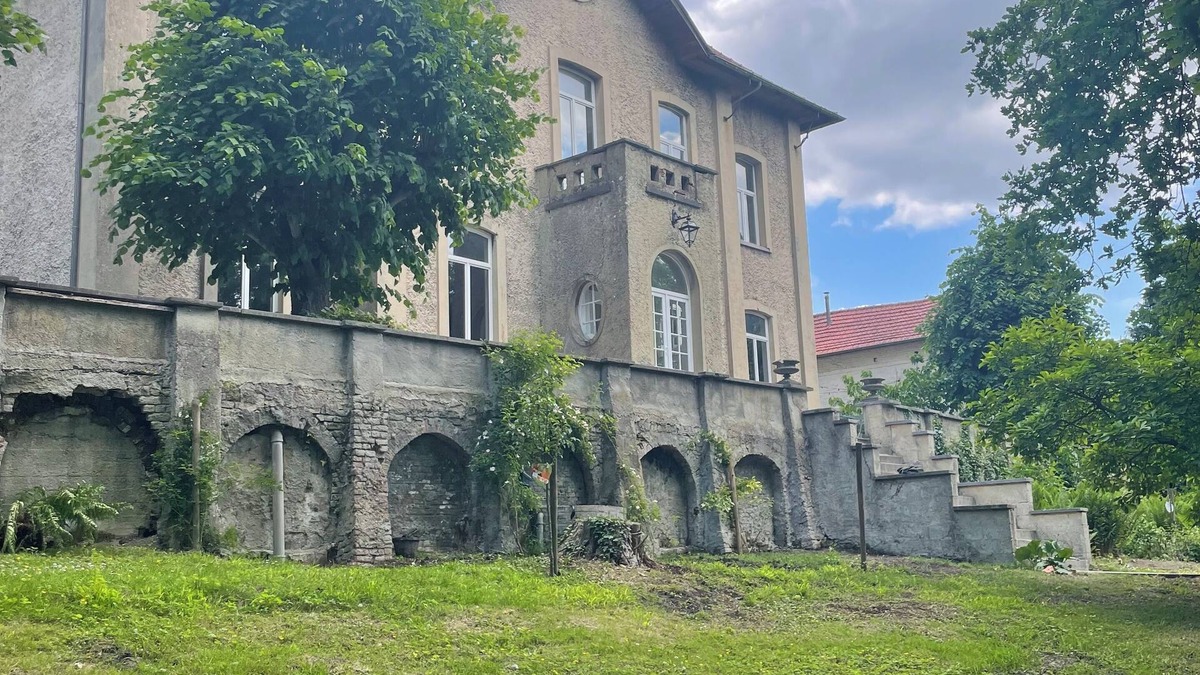 Wavre House | Prachtig landhuis Château Ravet in dorpje Bierges