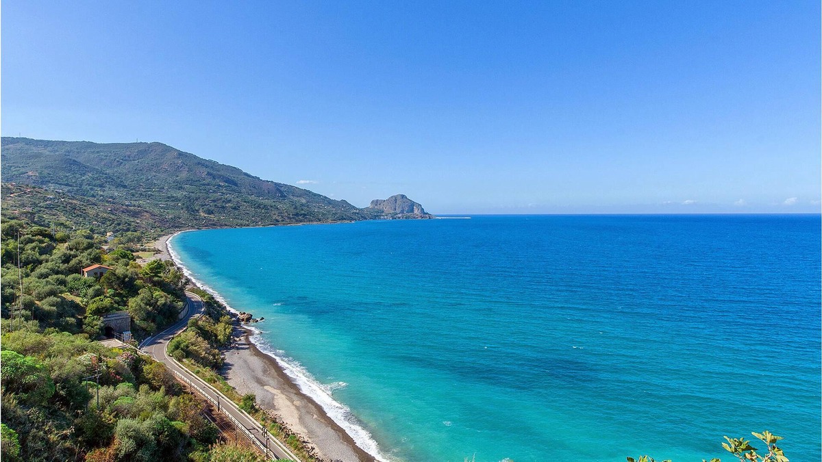 Collesano Apartment | Practically furnished vacation apartment welcomes you to Northern Sicily.