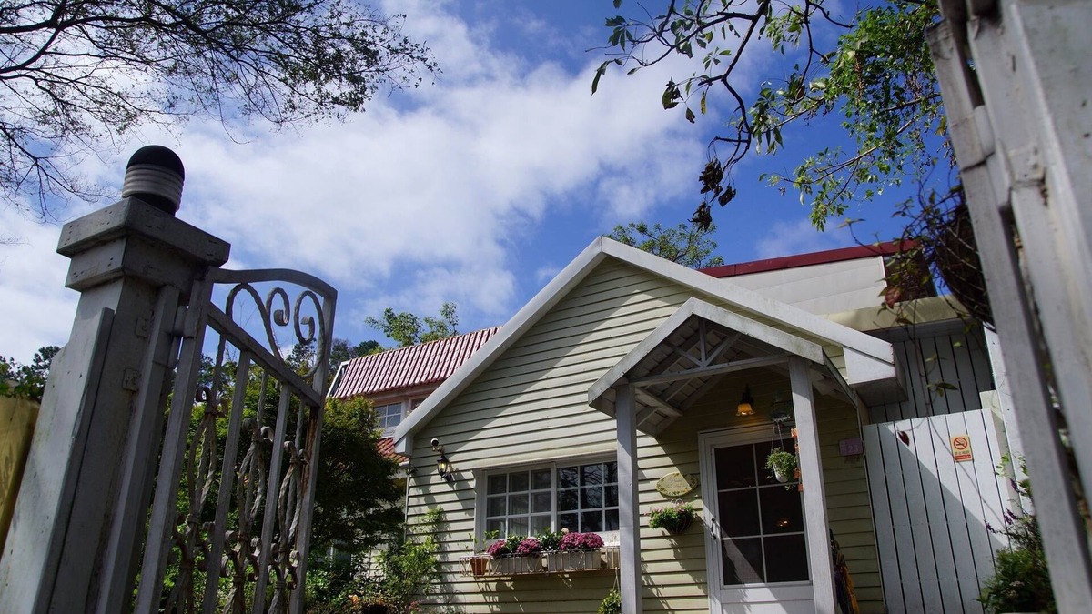 Fuxing District Bed & Breakfast | Prado Hill Holiday